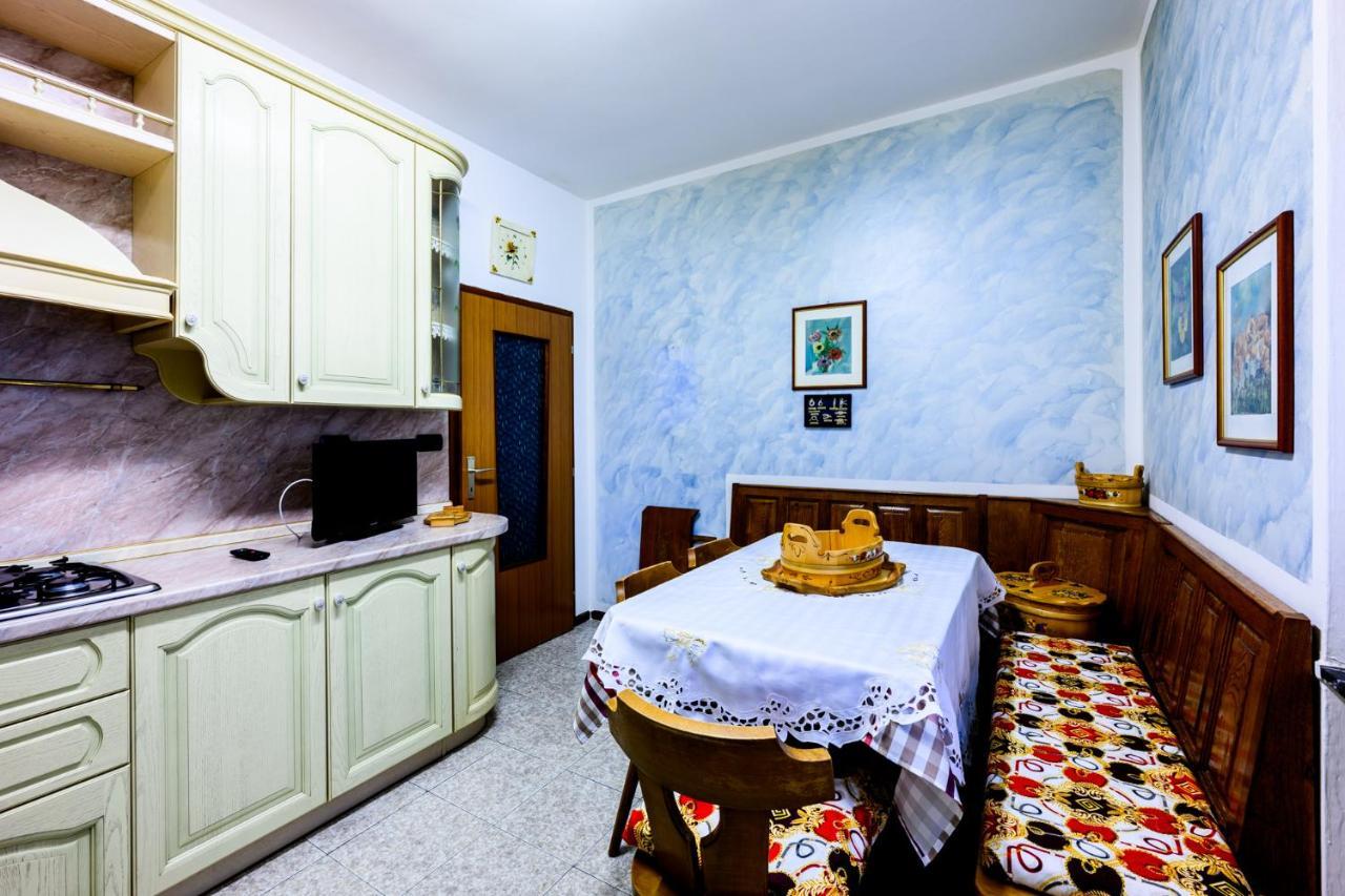 Retro Apartment In The Mountains ميزولومباردو المظهر الخارجي الصورة